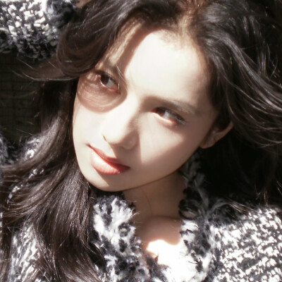 上头特别美的一套…..