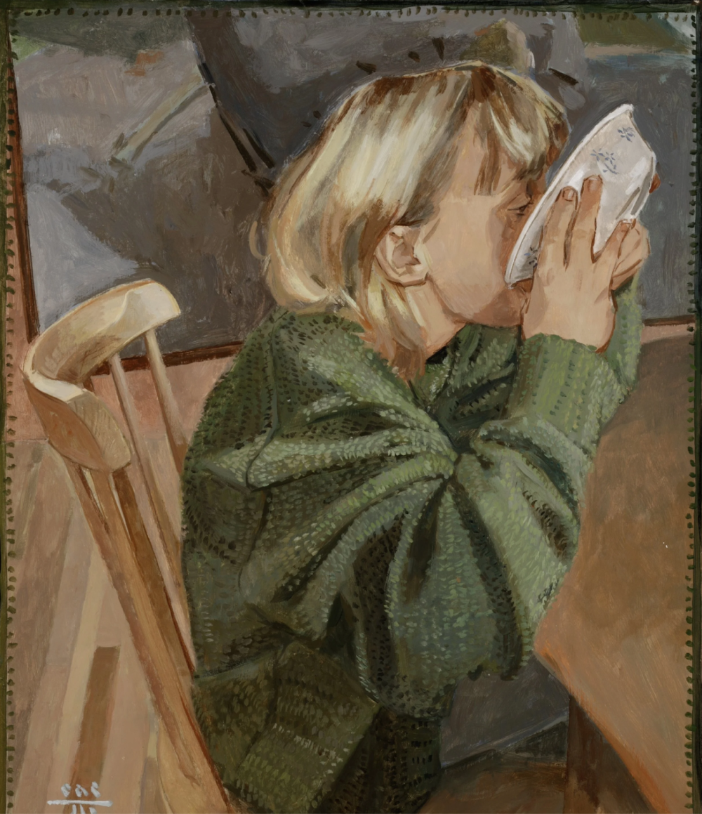 科尔比·A·桑福德是一位美国写实人物与静物画家，以把日常生活中看似平凡的瞬间以温柔、诗意的方式再现而著称。他成长在一个非常“非典型”的家庭环境：小时候被允许在自己卧室的墙上画画；也曾住在蒙古包（yurt）里；家庭鼓励他的创造力与实验精神。他的画作题材常是“安静的亲密瞬间”：父亲与孩子的互动、家里的场景、自然界中平凡的小事物，或者微小日常中的光影与色彩变化。科尔比的色调偏好柔和、低饱和、带有土色调，色彩不求张扬，而在朴素中体现情绪与光感。他也常在画作旁搭配短诗或文字，通过文字与图像的结合，增强作品的情感回响。