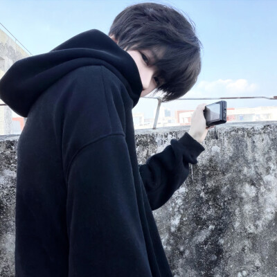 男头
二传头像注明出处