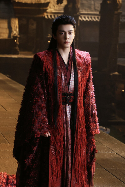 月鳞绮纪 曾舜晞∣武拾光