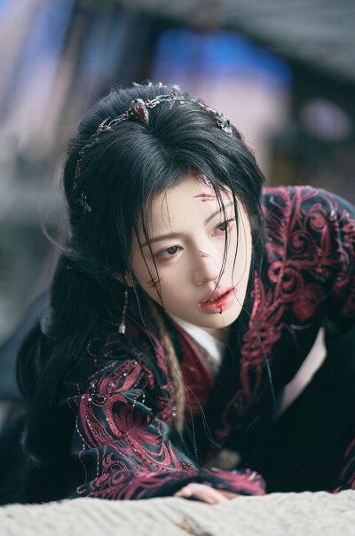 月鳞绮纪 鞠婧祎∣露芜衣