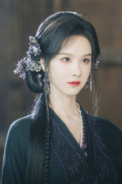 月鳞绮纪 陈都灵∣雾妄言