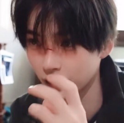 成韩彬