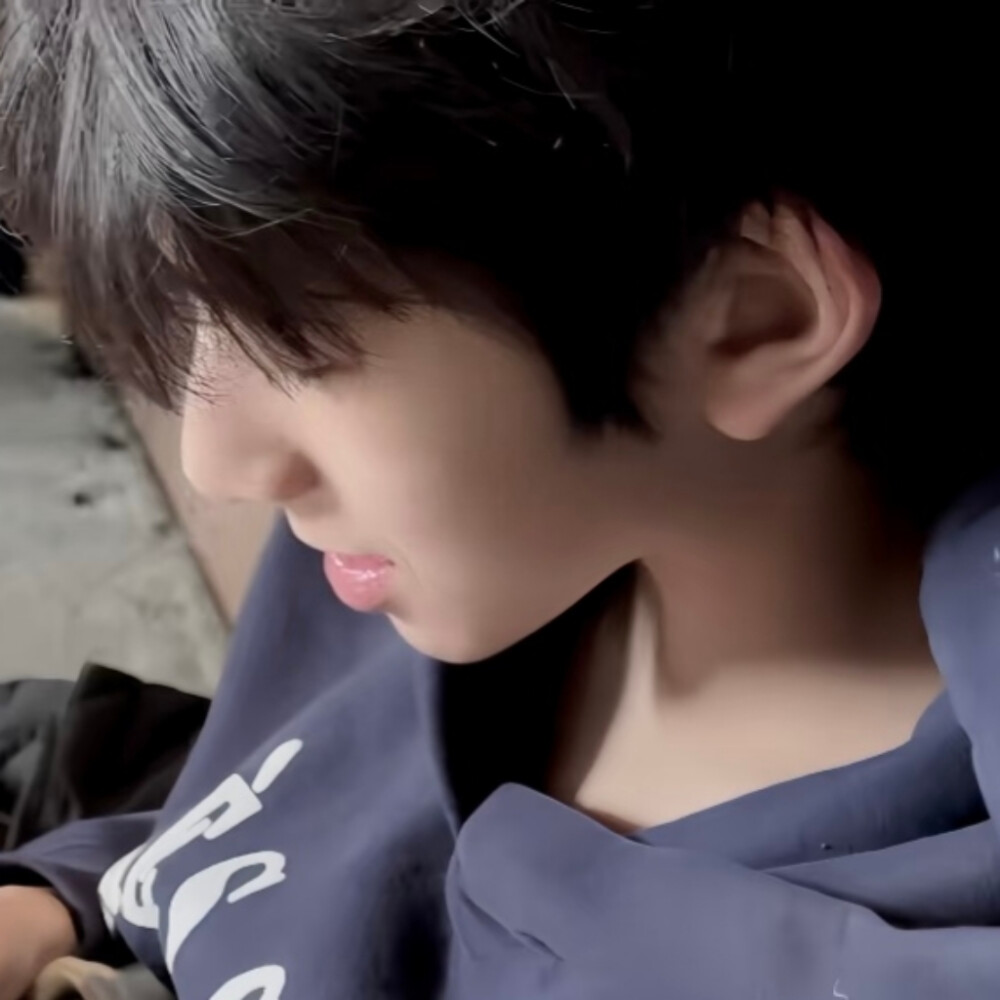 我找了一堆理由还是不敢去见你