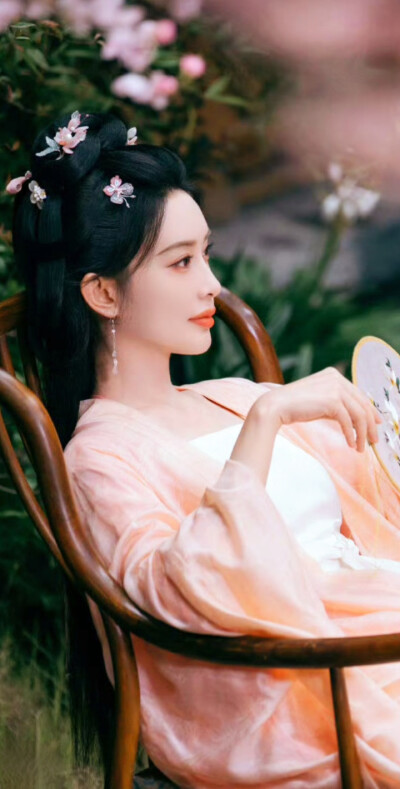 孟子义/桃花映江山