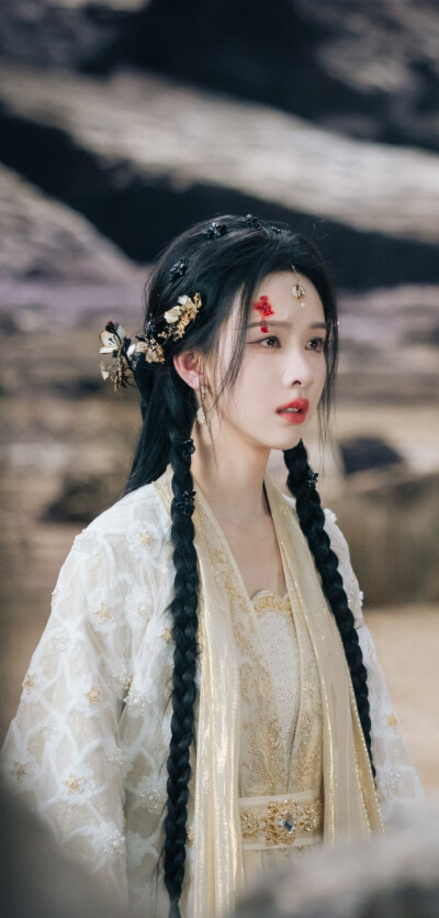 陈都灵《月鳞绮纪》雾妄言