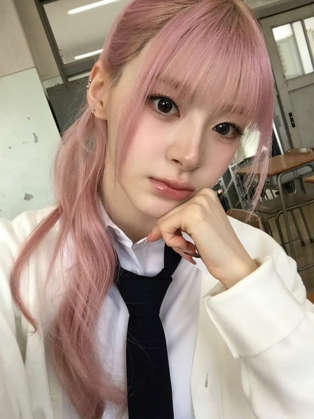 尹势银 