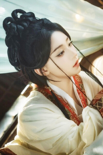 蔻蔻 胡亦瑶∣蔻蔻