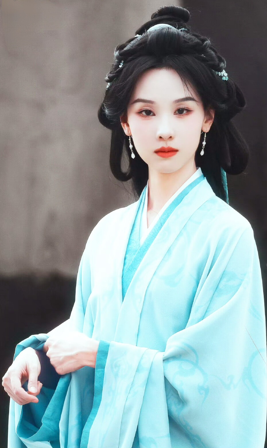 陈都灵