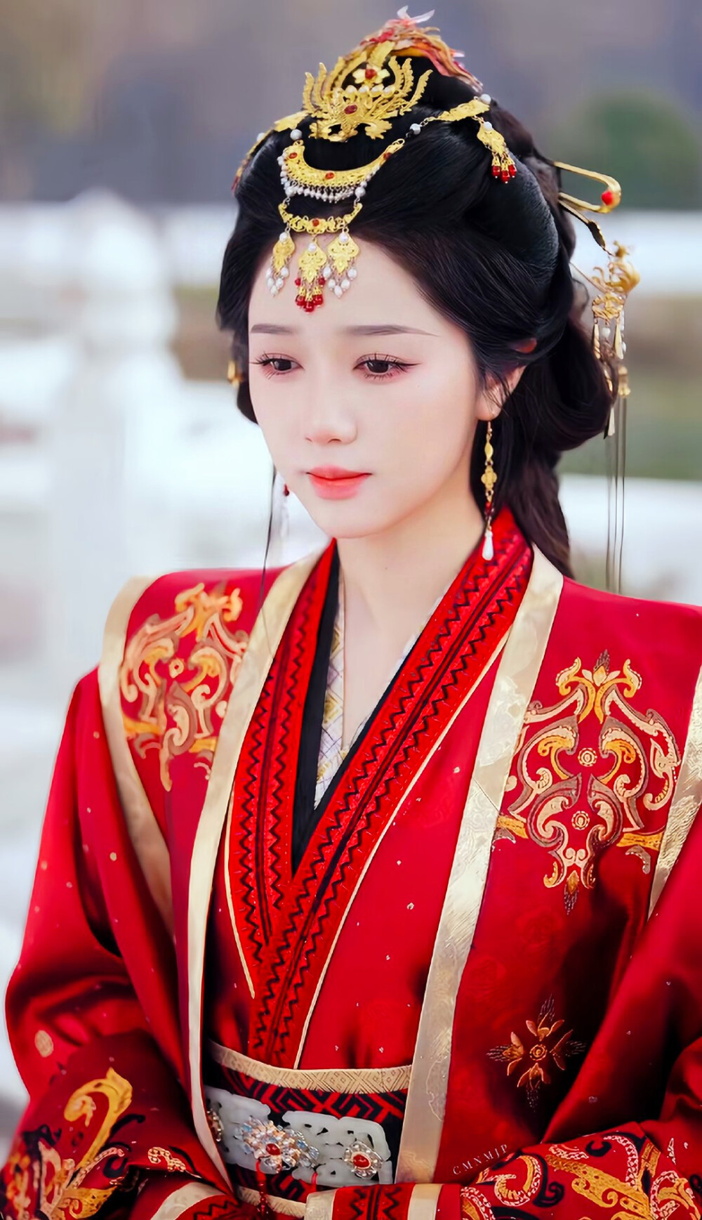 岳雨婷
