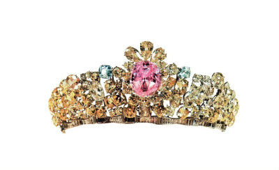 光明之海粉钻王冠