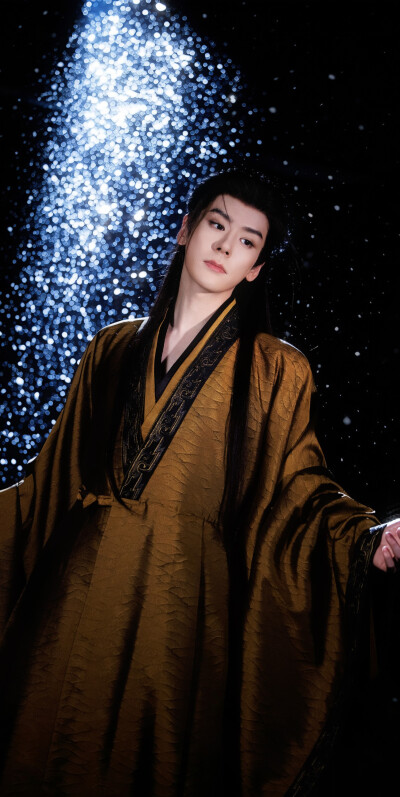 魏哲鸣《凤不栖》萧玦