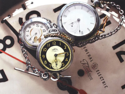 美国著名画家丹尼·邦德 Denny Bond生活在美国宾夕法尼亚州，他是一位屡获殊荣的水彩画家和插画家。 ​​​