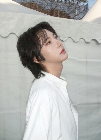 黄仁俊微博更新