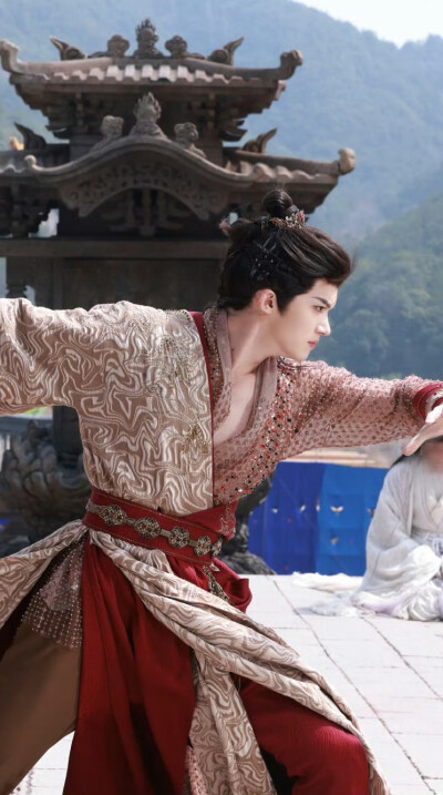 闫桉《月鳞绮纪》厉劫/源无获