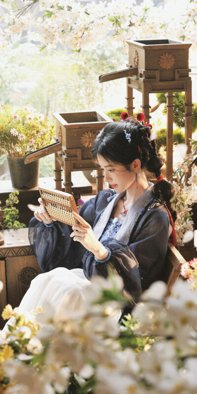 鞠婧祎《来战》阿黛