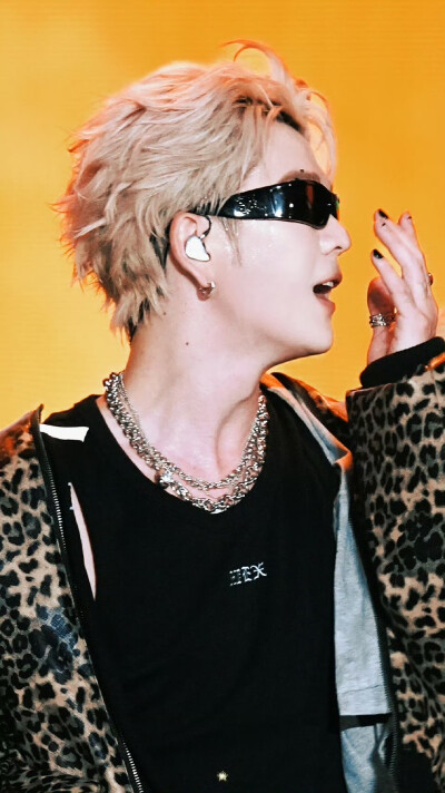 王栎鑫260411 深圳 青春限定派
