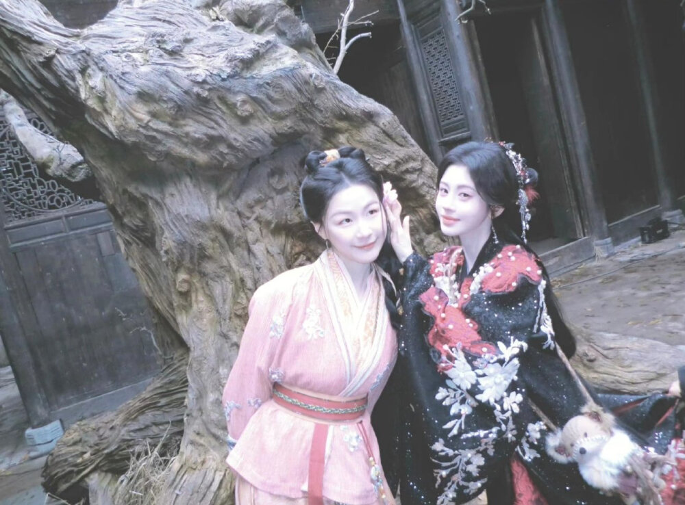 鞠婧祎