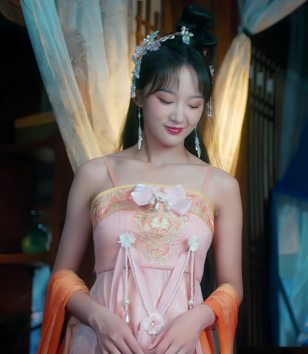 浮世仙衣不染尘