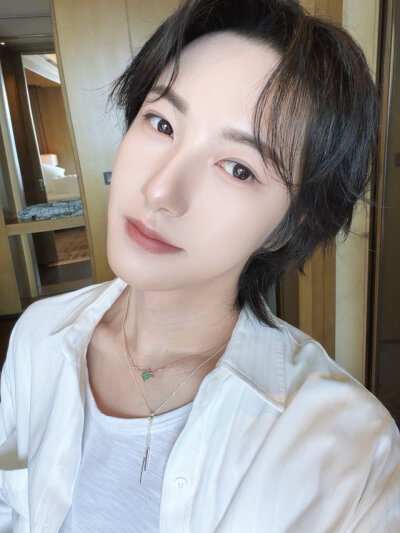 黄仁俊微博更新