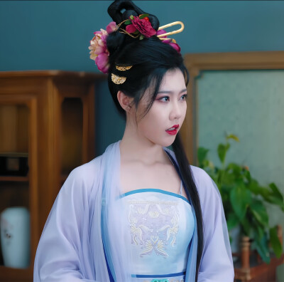 浮世仙衣不染尘