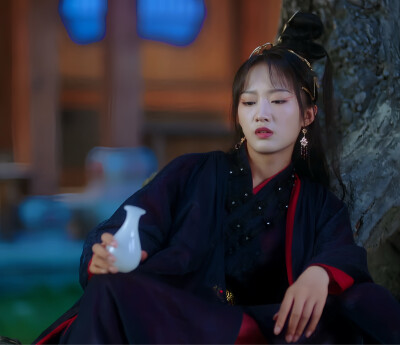 浮世仙衣不染尘