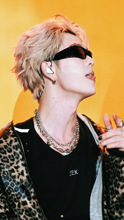 王栎鑫260411 深圳 青春限定派
