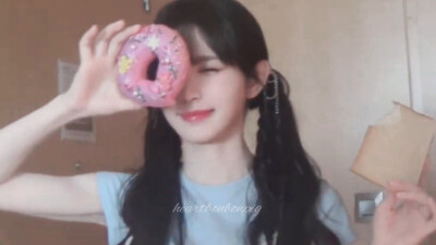 还是配图，每一张我都好喜欢好喜欢好喜欢～