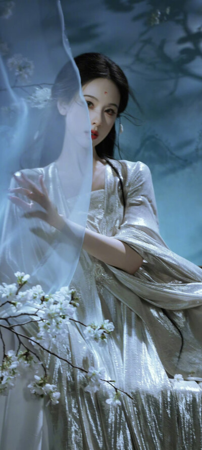 陈都灵《月鳞绮纪》雾妄言