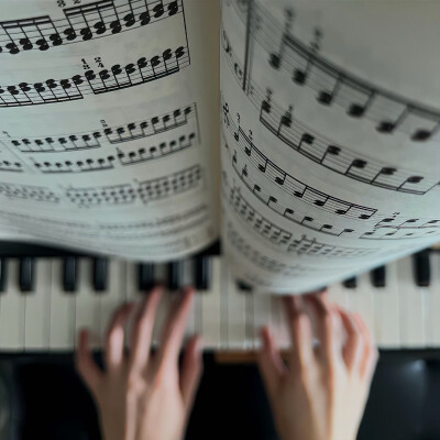 图源ks：偷喝汽水