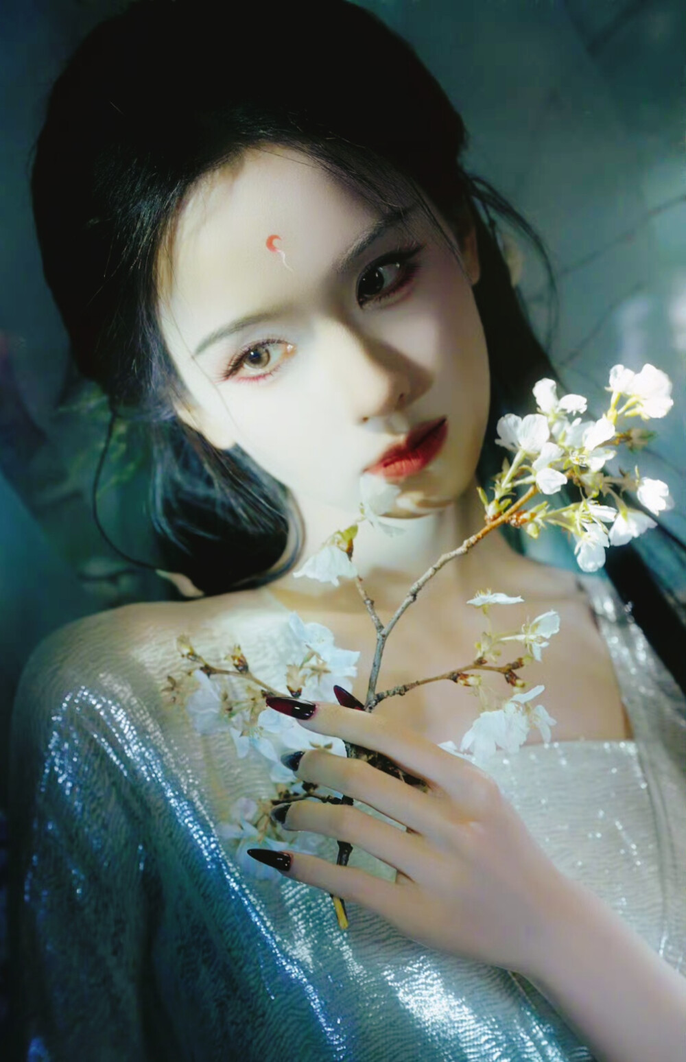 陈都灵