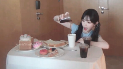 还是配图，每一张我都好喜欢好喜欢好喜欢～