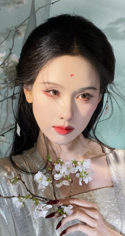 陈都灵《月鳞绮纪》雾妄言