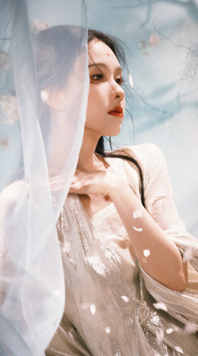 陈都灵《月鳞绮纪》雾妄言