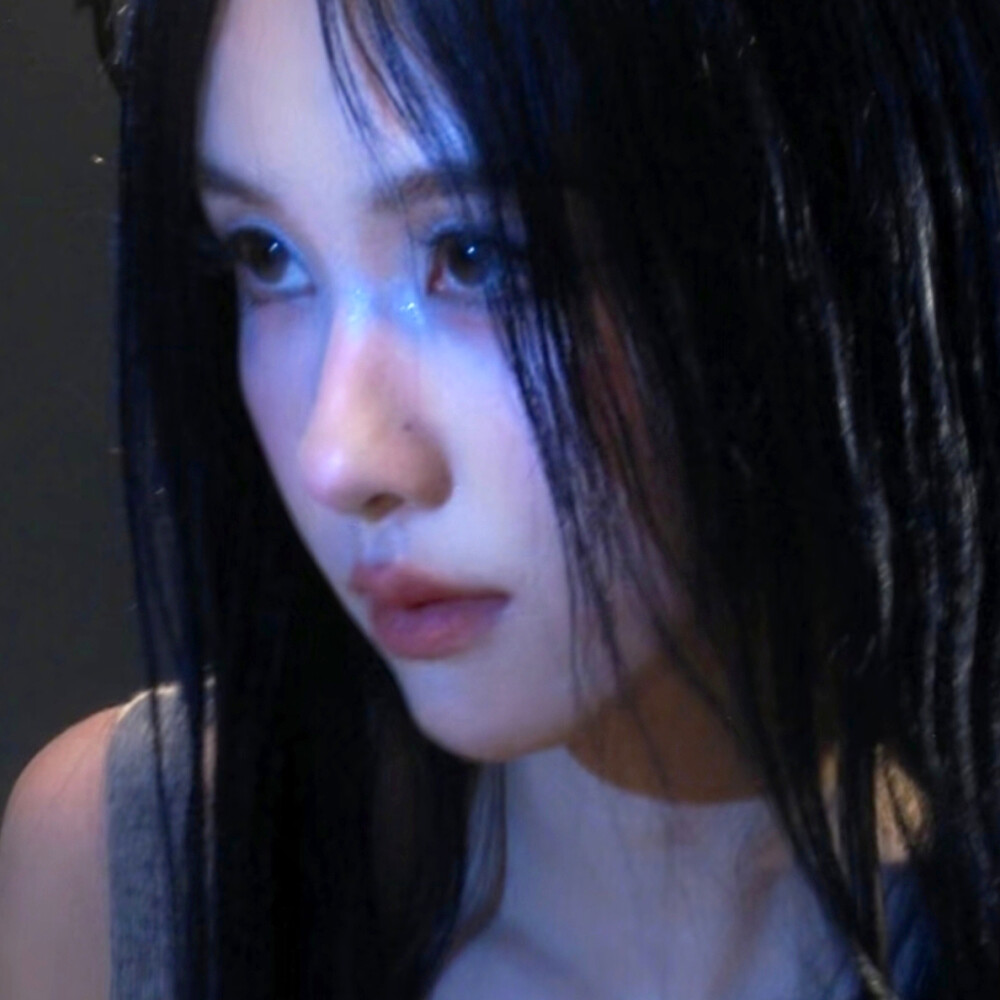 陈都灵