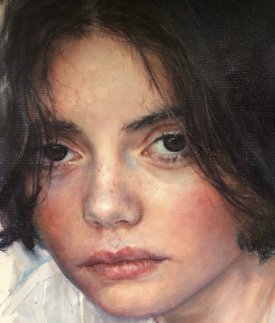 安娜丽莎·阿万奇尼是一位意大利的当代具象画家（1973）。她的作品主要为人物／肖像绘画，以油画材质见长。她以细腻而富有情感的肖像作品闻名，擅长通过光线、表情与色调的微妙变化揭示人物的内心世界。安娜丽莎的绘…