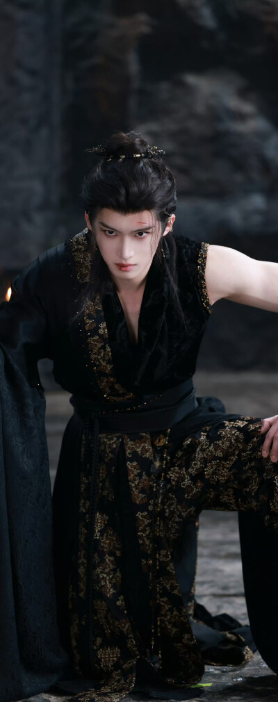 闫桉《月鳞绮纪》厉劫/源无获