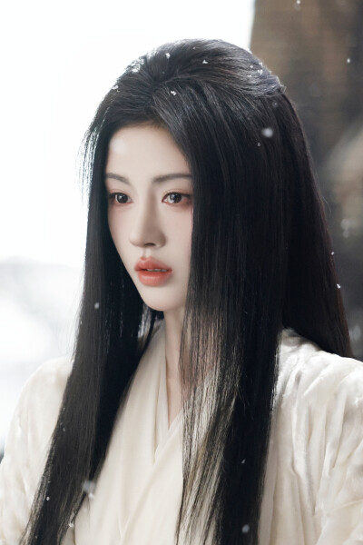 月鳞绮纪 鞠婧祎∣露芜衣