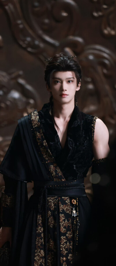 闫桉《月鳞绮纪》厉劫/源无获