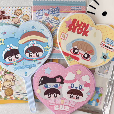 ᔦ ° ꒳ ° ᔨ ̖́-