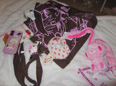 ᔦ ° ꒳ ° ᔨ ̖́-