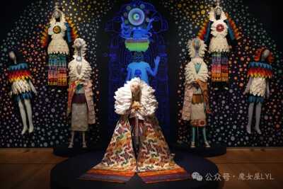 美日混血的多媒体艺术家：沙耶·伍尔法克 Saya Woolfalk