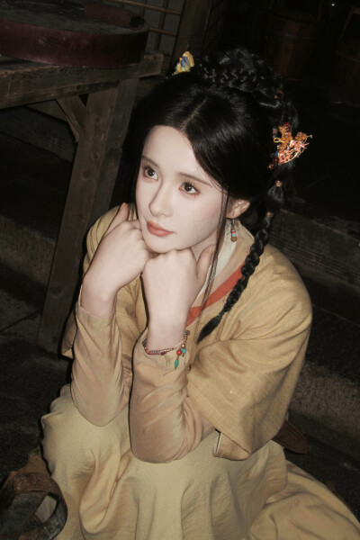 抱新郎 孟娜∣黄柳