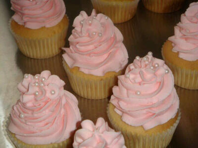 粉色系纸杯蛋糕