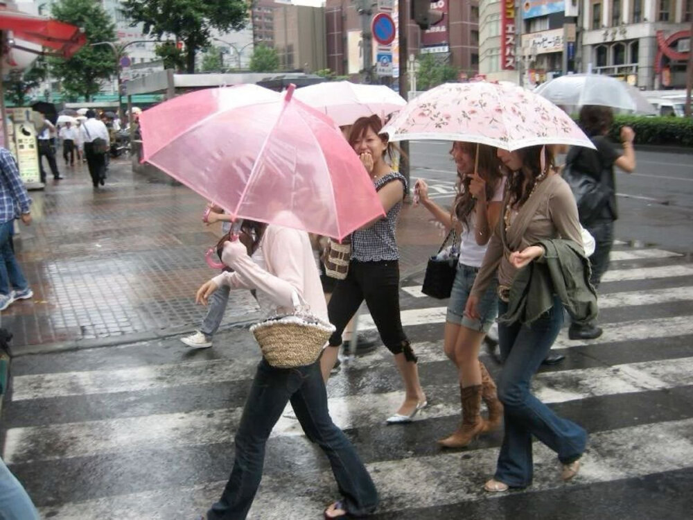 ᔦ ° ꒳ ° ᔨ ̖́-