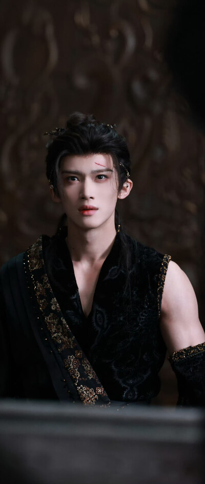 闫桉《月鳞绮纪》厉劫/源无获