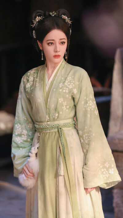 白日提灯 贺思慕 迪丽热巴