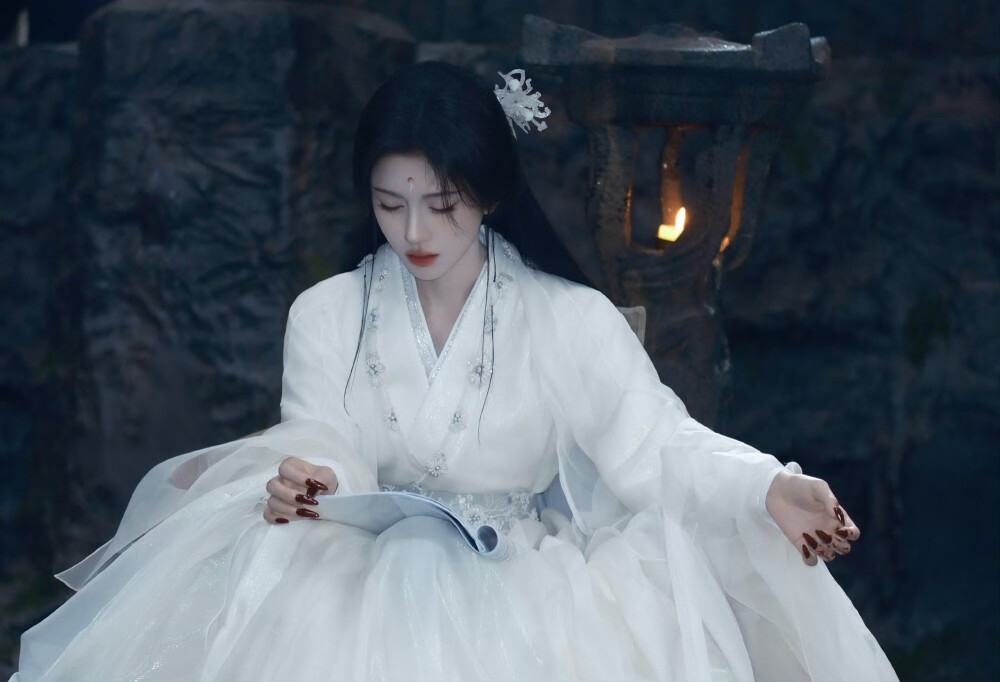 鞠婧祎