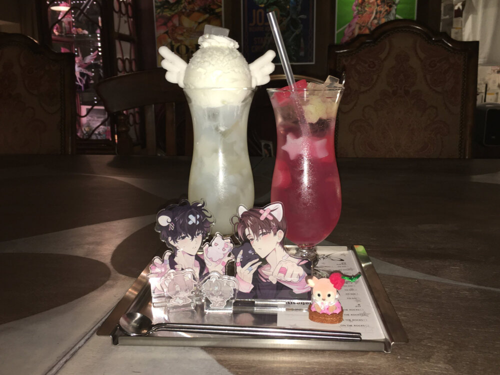 ᔦ ° ꒳ ° ᔨ ̖́-