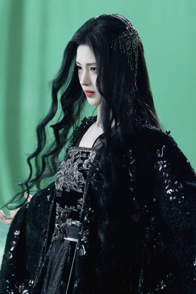 月鳞绮纪 鞠婧祎∣九婴